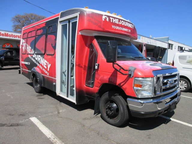 2013 Ford Econoline E-350, 14 PASSENGER BUS